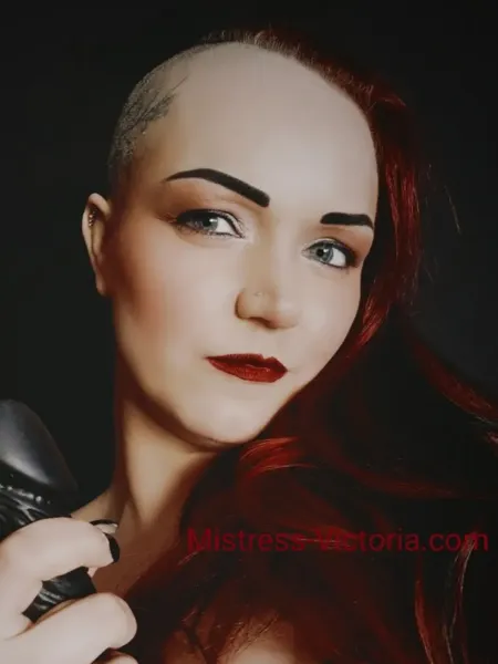 Mistress Victoria DeVil *** FemDom - Onlyfans